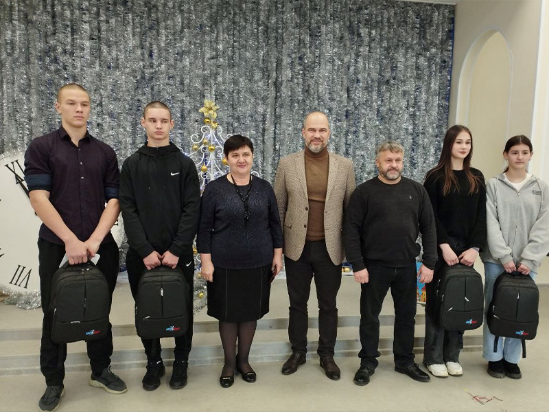 «За выдающиеся успехи в спорте».
