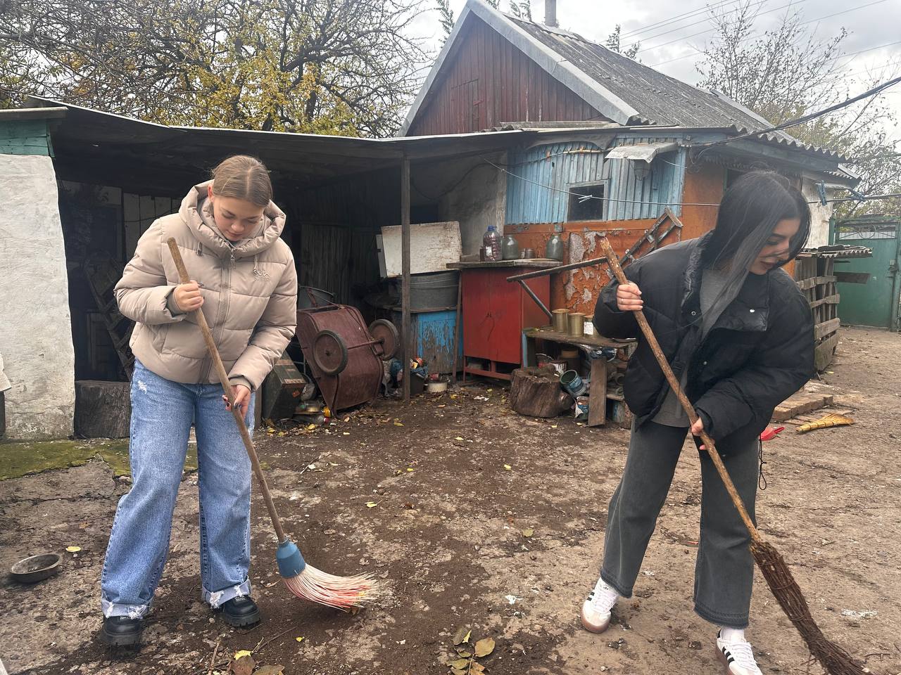 «Волонтёрские инициативы».