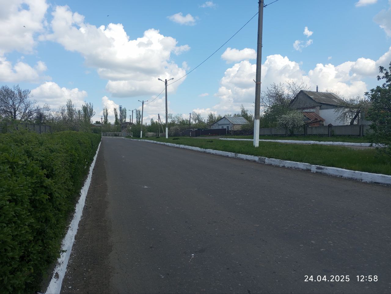 На территории городского округа Дебальцево ведутся работы по благоустройству.