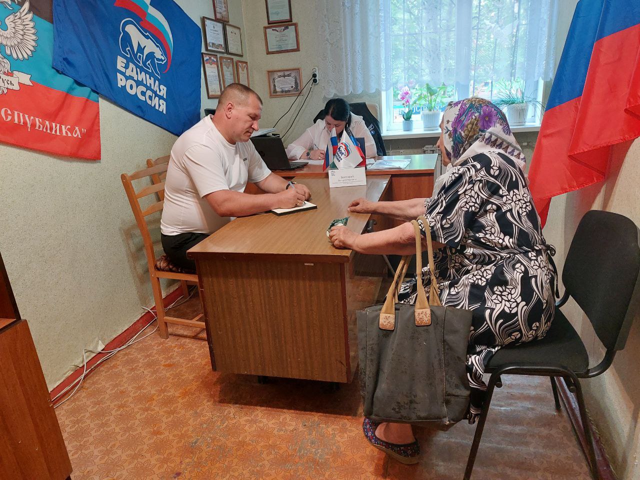 Валерий Бессараб, провёл личный прием граждан.