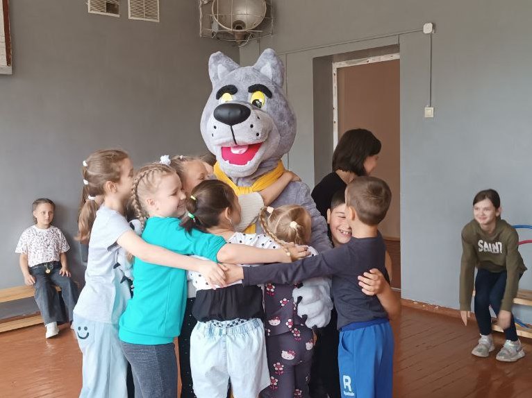 &quot;Сказка оживает: Серый Волк в гостях!&quot; .