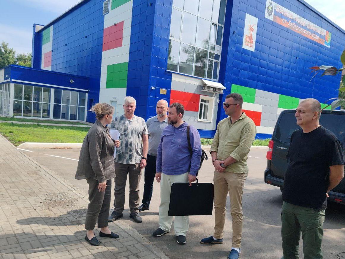 Хабаровский край проконтролировал работы по строительству физкультурно-спортивного комплекса «Локомотив».