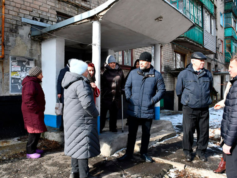 Встреча с жителями микрорайона 50 лет Победы. Встреча с жителями микрорайона 50 лет Победы.