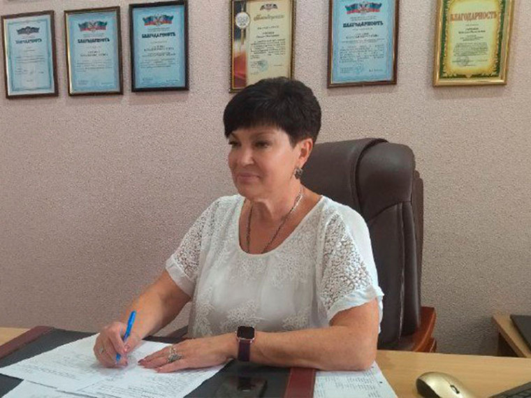 Наталья Сиренко в интервью представителю газеты «Дебальцевские вести» рассказала об итогах работы учреждения. Наталья Сиренко в интервью представителю газеты «Дебальцевские вести» рассказала об итогах работы учреждения.