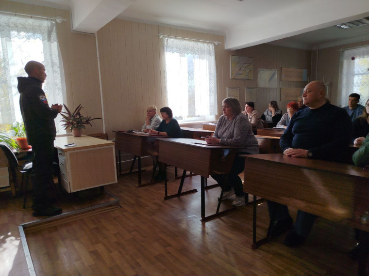 Сергей Парчевский встретился с трудовым коллективом "Дебальцевский колледж транспортной инфраструктуры". Сергей Парчевский встретился с трудовым коллективом "Дебальцевский колледж транспортной инфраструктуры".