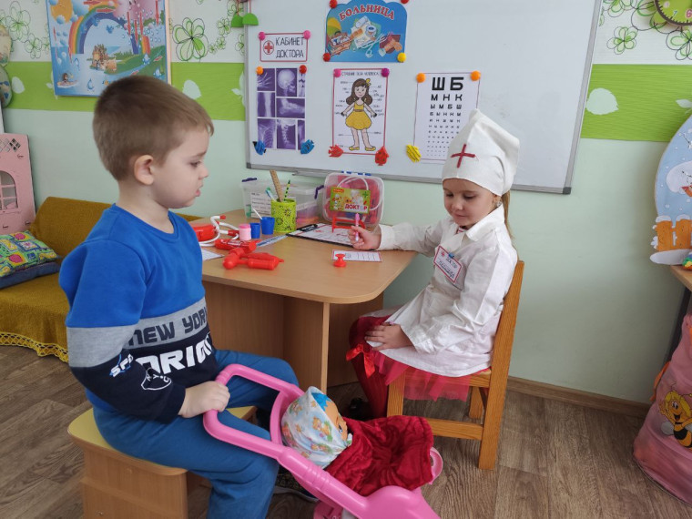 «На приёме у доктора». «На приёме у доктора».