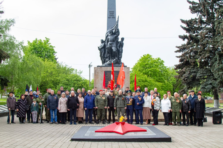 С Днем Великой Победы!. С Днем Великой Победы!.